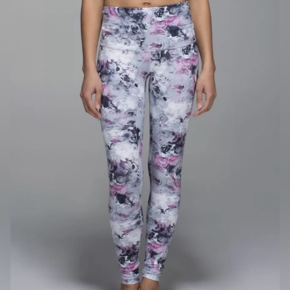 Lululemon Wunder Under Pant Full-On Luon (Roll Down)Moody Mirage White Deep Navy